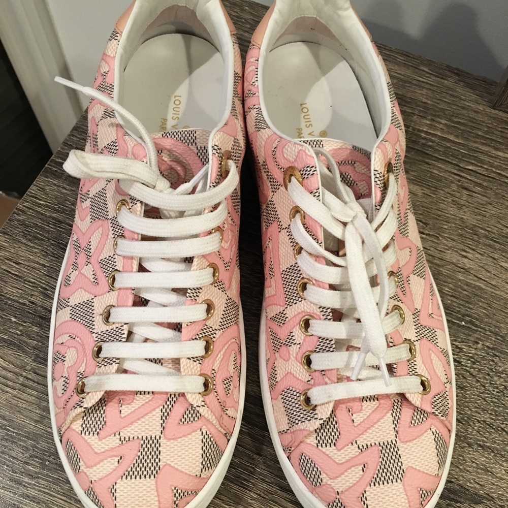 Louis Vuitton Tahitian sneakers - Picture 1 of 6